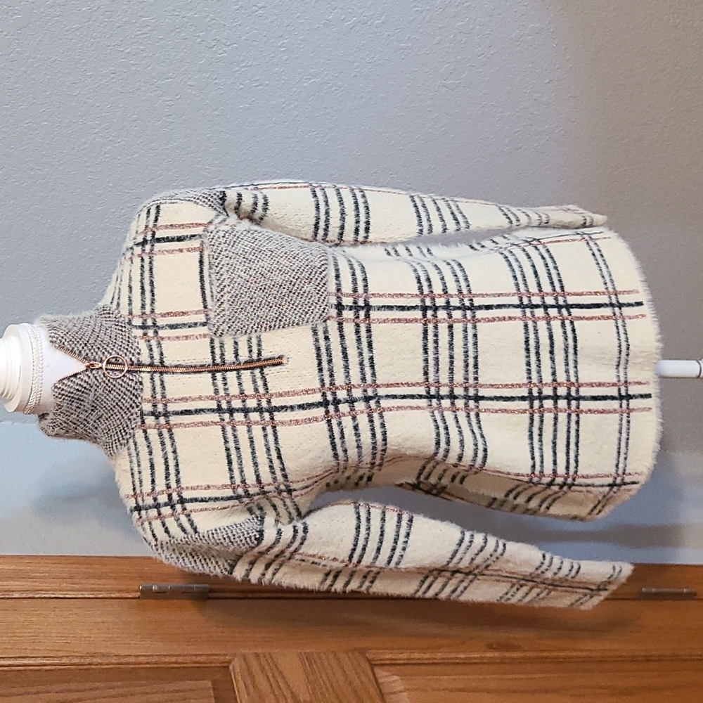 Entro plaid sweater, sz S